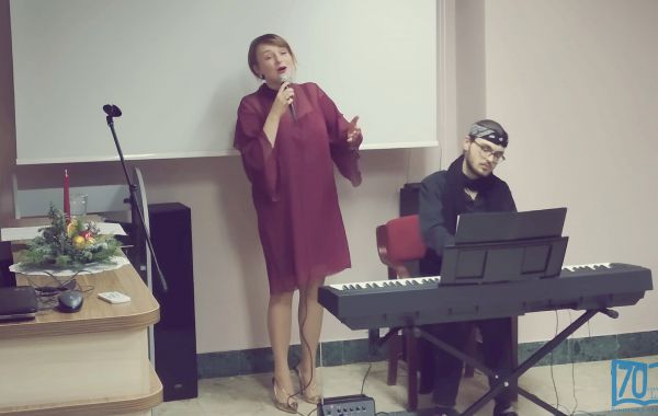 Koncert kolęd w wykonaniu Marzeny Michalczyk-Tylek przy akompaniamencie Michała Tadeusza Noworyty