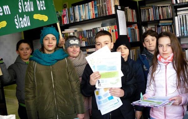 Uczniowie podczas realizacji projektu "Klimatyczna Klasa"
