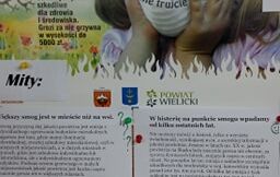 Antyrama prezentująca gazetkę tematyczną na temat zagrożeń ekologicznych